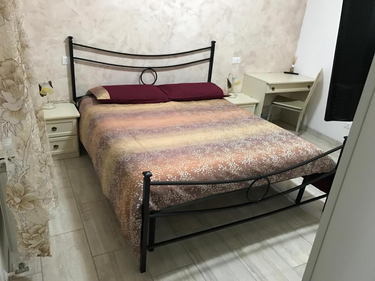 בולוניה Affittacamere V Torre V Nigrisoli A Porta San Vitale מראה חיצוני תמונה