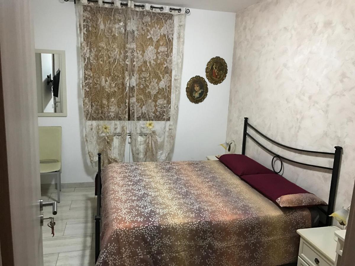 בולוניה Affittacamere V Torre V Nigrisoli A Porta San Vitale מראה חיצוני תמונה