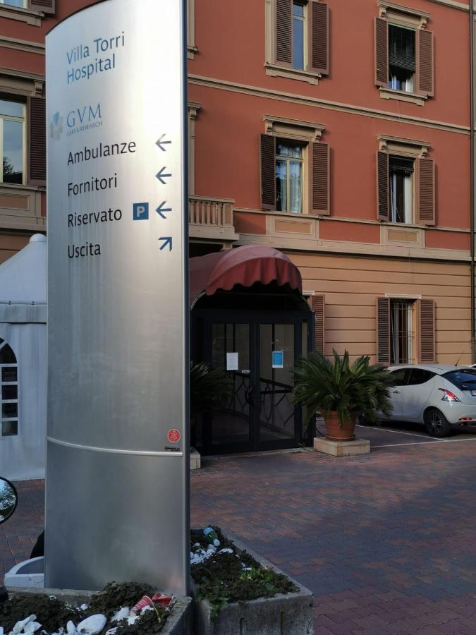 בולוניה Affittacamere V Torre V Nigrisoli A Porta San Vitale מראה חיצוני תמונה